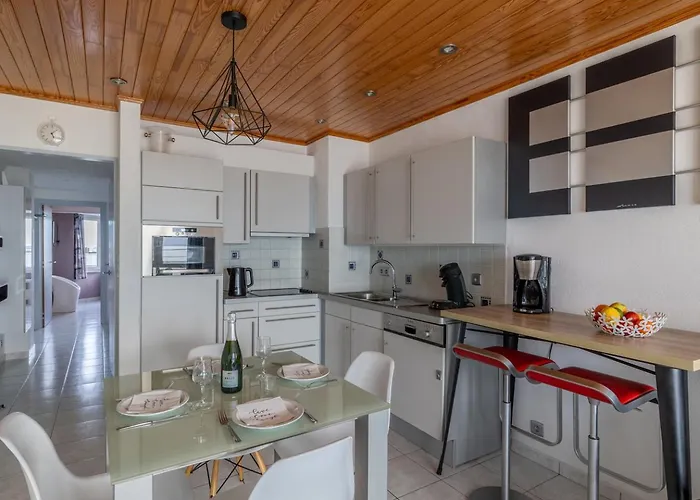 Bel Air - Modern With Seaview T8 شقة أوستيند